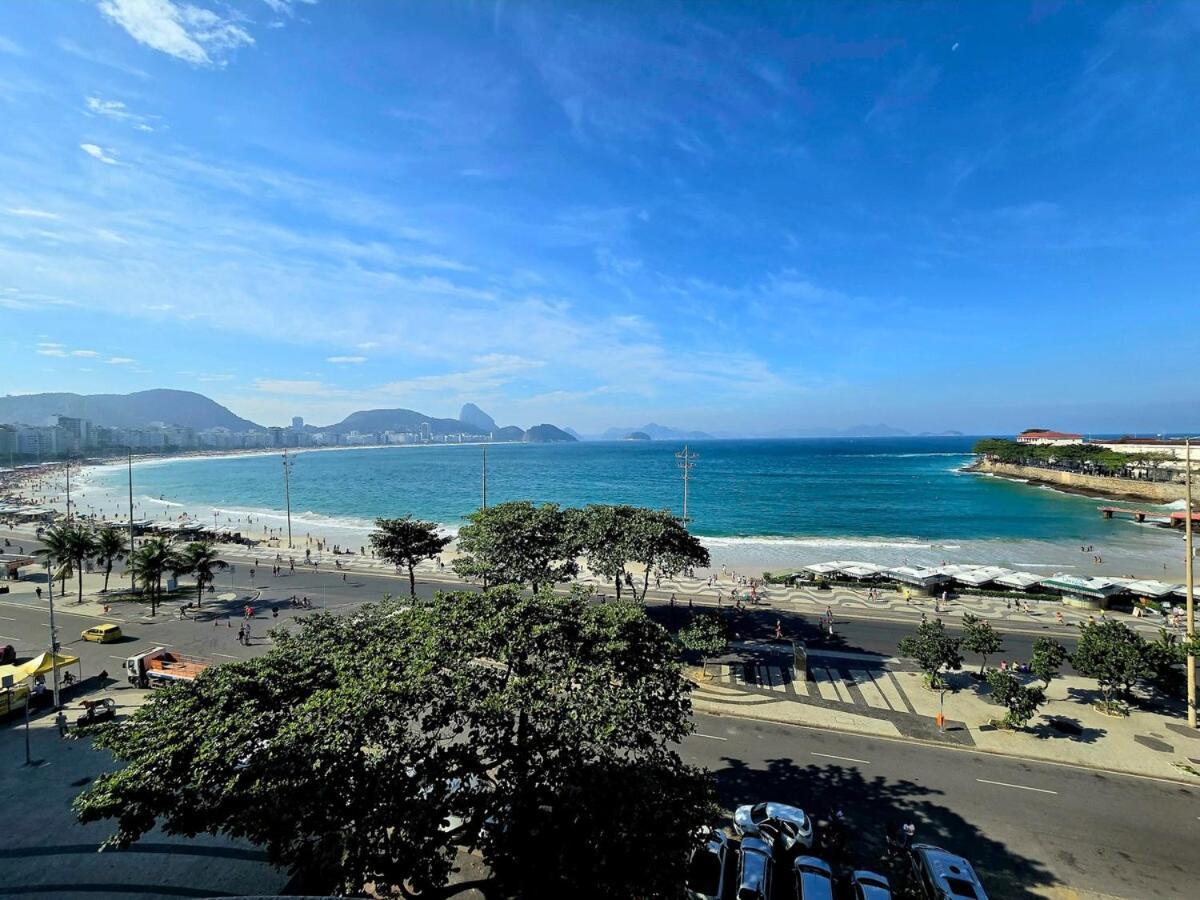 Apartamento Front Sea Copacabana - Rj *